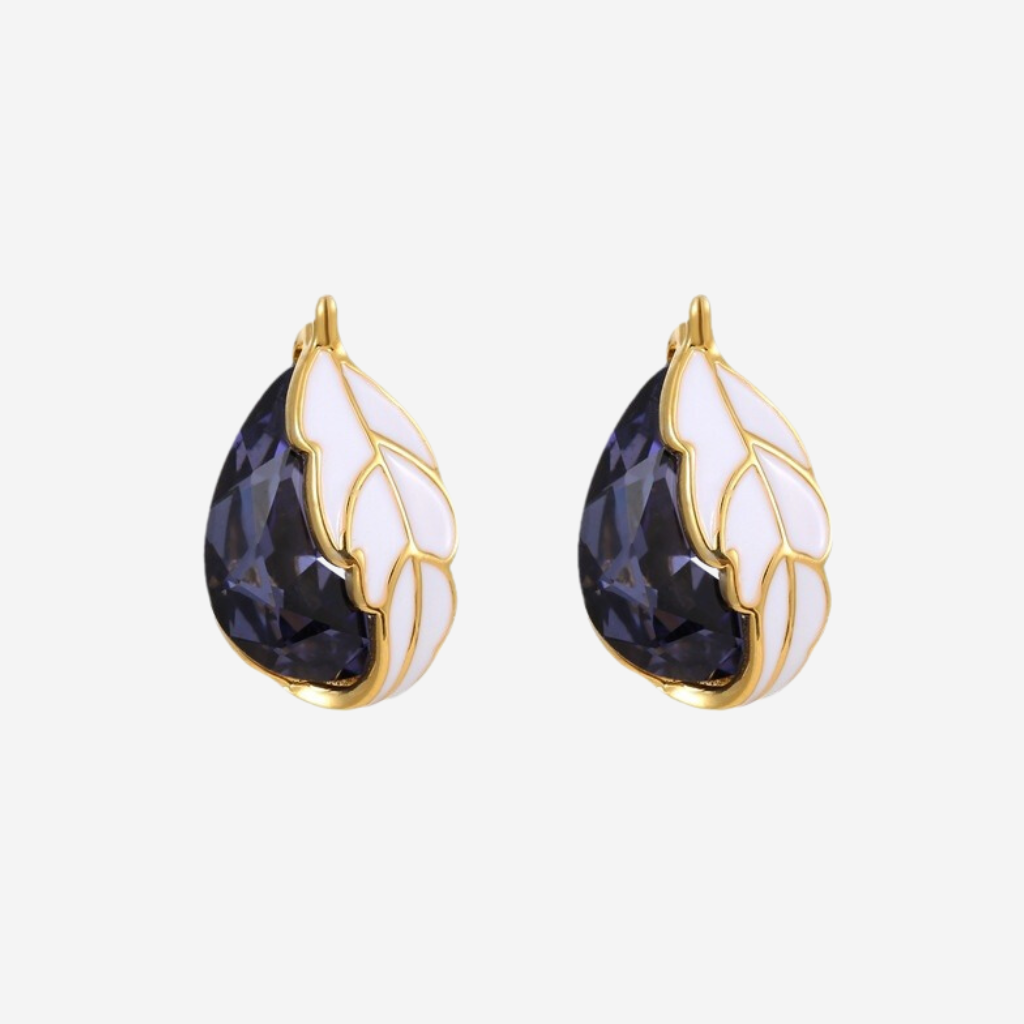 Leaf-shaped Zirconia Earrings